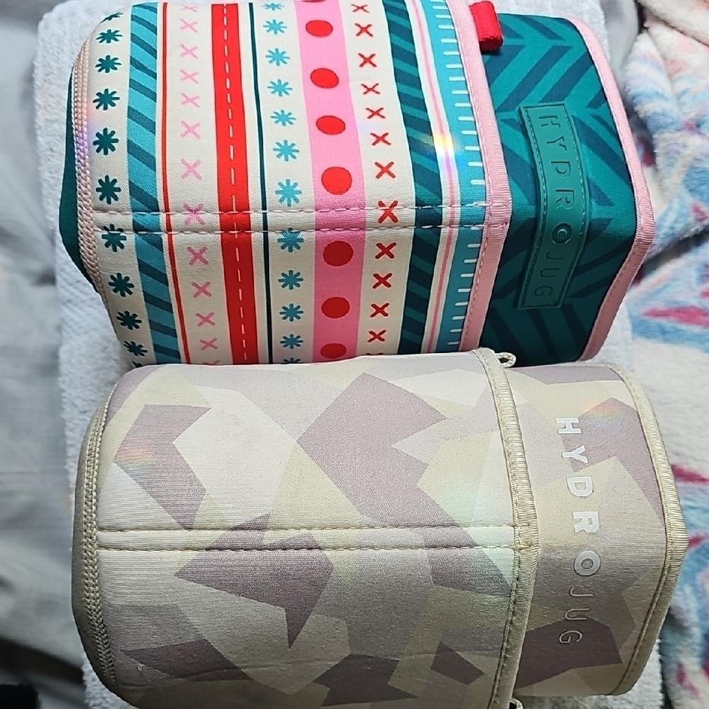 HydroJug Colorful and Neutral Sleeve Set
